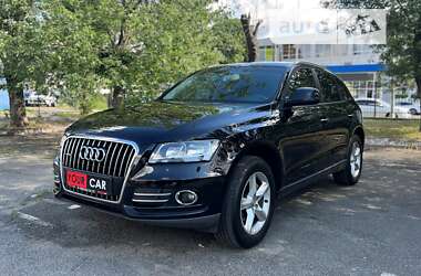 Внедорожник / Кроссовер Audi Q5 2016 в 