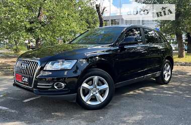 Внедорожник / Кроссовер Audi Q5 2016 в 