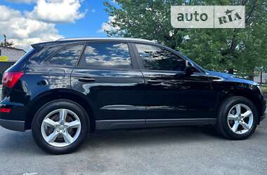 Внедорожник / Кроссовер Audi Q5 2016 в 