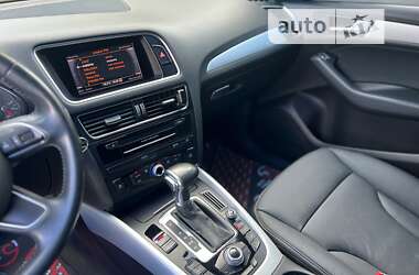 Внедорожник / Кроссовер Audi Q5 2016 в 