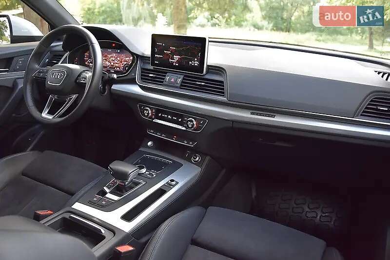 Позашляховик / Кросовер Audi Q5 2018 в Івано-Франківську фото 31 Позашляховик / Кросовер Audi Q5 2018 в Івано-Франківську