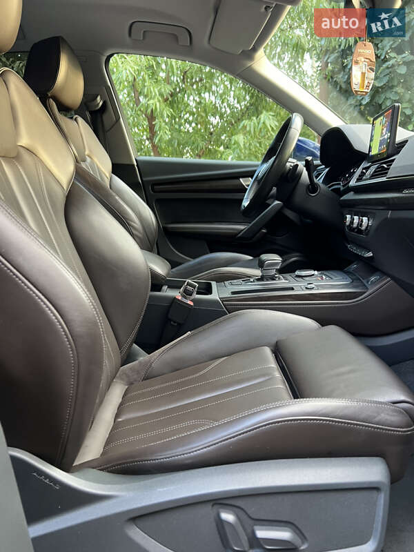 Позашляховик / Кросовер Audi Q5 2018 в Одесі
