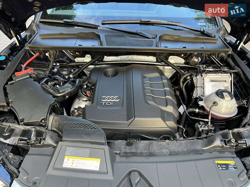 Позашляховик / Кросовер Audi Q5 2018 в Одесі