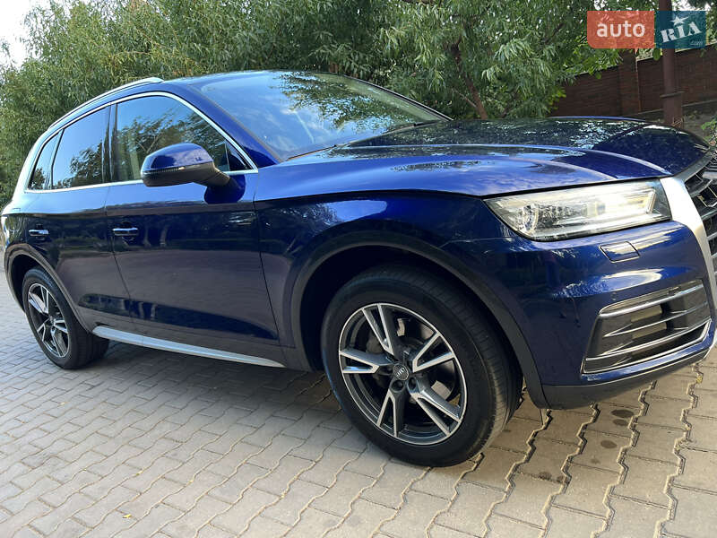 Позашляховик / Кросовер Audi Q5 2018 в Одесі