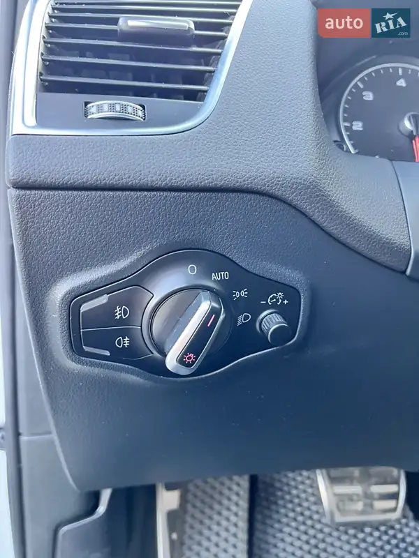 Audi Q5 2013 VIN WAUZZZ8R5EA033708 фото оголошення 17 з 87