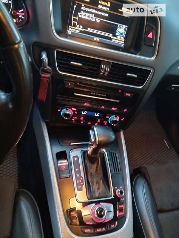 Внедорожник / Кроссовер Audi Q5 2012 в Калуше