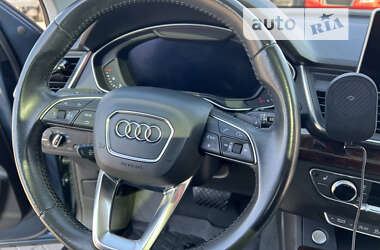 Позашляховик / Кросовер Audi Q5 2017 в 