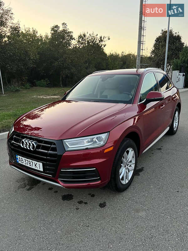 Позашляховик / Кросовер Audi Q5 2020 в Харкові