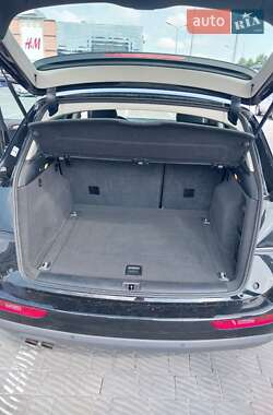Внедорожник / Кроссовер Audi Q5 2011 в 