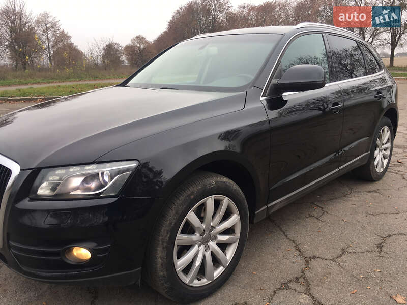 Внедорожник / Кроссовер Audi Q5 2009 в Владимире