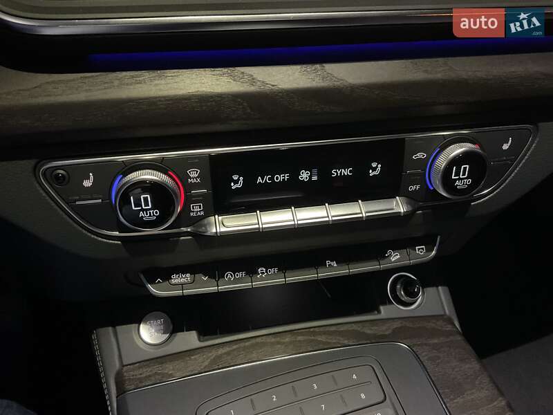 Внедорожник / Кроссовер Audi Q5 2017 в Киеве