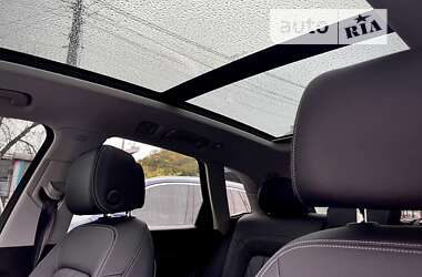 Внедорожник / Кроссовер Audi Q5 2021 в 