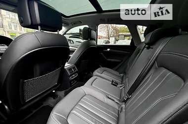 Внедорожник / Кроссовер Audi Q5 2021 в 