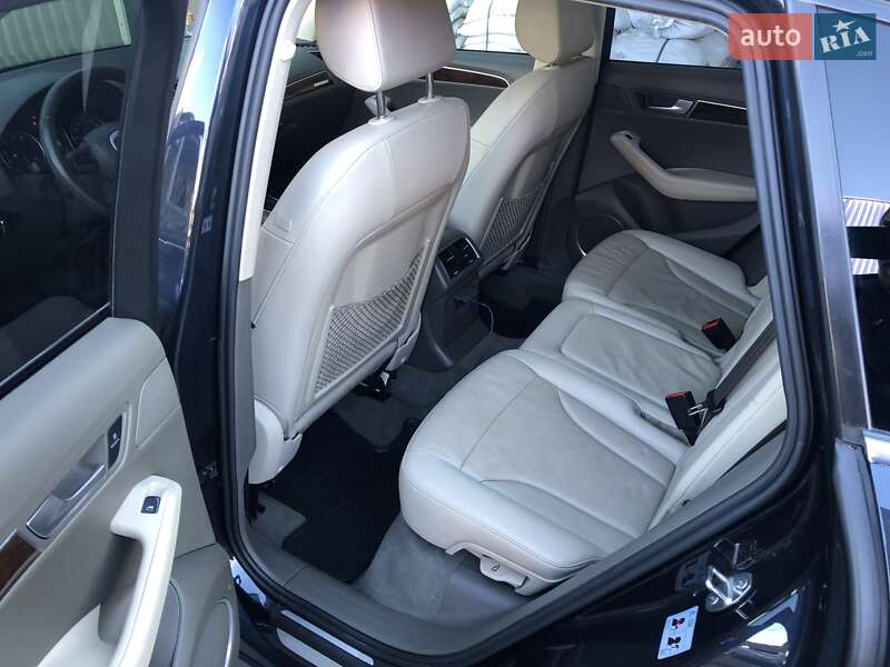 Позашляховик / Кросовер Audi Q5 2012 в Черкасах