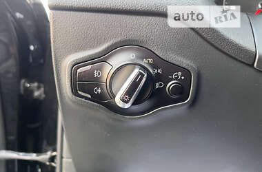 Позашляховик / Кросовер Audi Q5 2016 в 