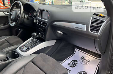 Позашляховик / Кросовер Audi Q5 2016 в 