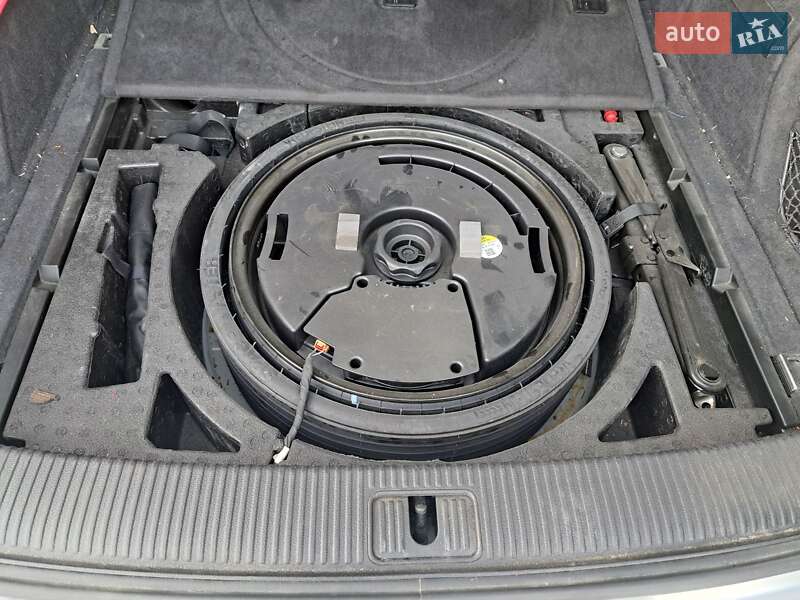 Внедорожник / Кроссовер Audi Q5 2018 в Ровно