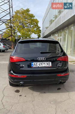 Внедорожник / Кроссовер Audi Q5 2012 в 