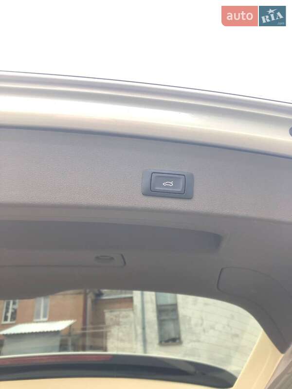 Внедорожник / Кроссовер Audi Q5 2015 в Полтаве