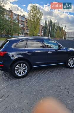 Внедорожник / Кроссовер Audi Q5 2015 в 