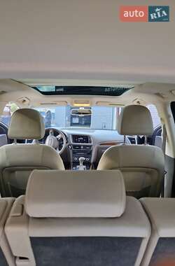 Внедорожник / Кроссовер Audi Q5 2015 в 