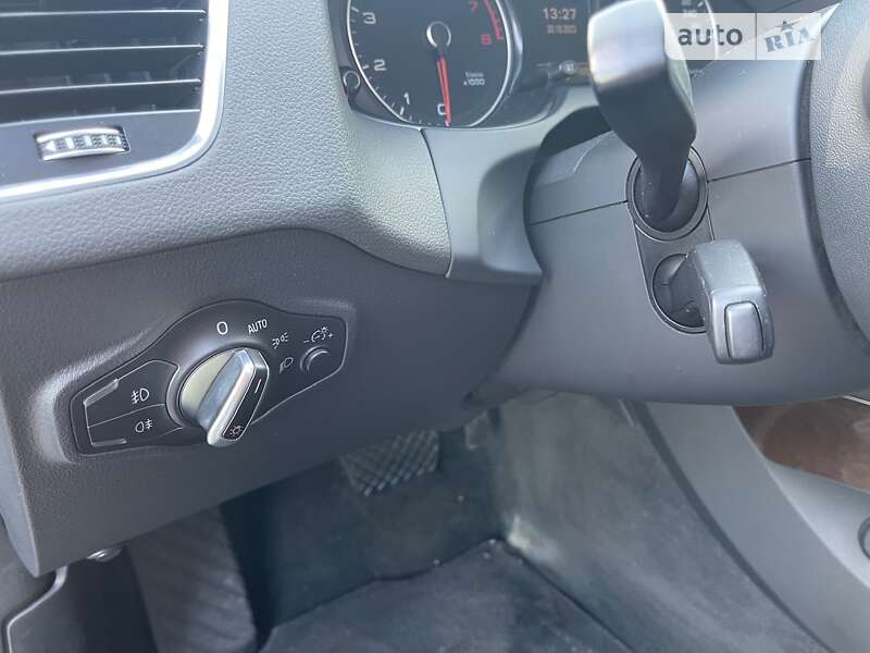 Позашляховик / Кросовер Audi Q5 2012 в Києві