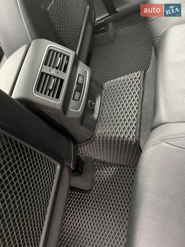 Внедорожник / Кроссовер Audi Q5 2019 в Ивано-Франковске