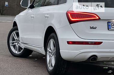 Внедорожник / Кроссовер Audi Q5 2012 в 