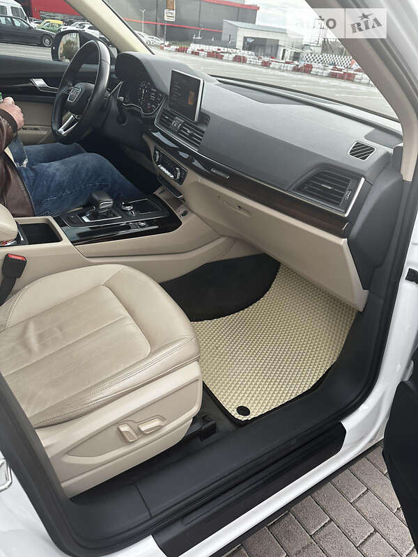 Позашляховик / Кросовер Audi Q5 2018 в Вінниці фото 21 Позашляховик / Кросовер Audi Q5 2018 в Вінниці