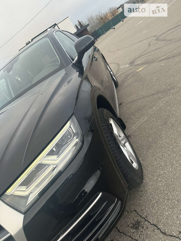 Внедорожник / Кроссовер Audi Q5 2017 в Виннице