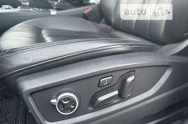 Внедорожник / Кроссовер Audi Q5 2017 в 