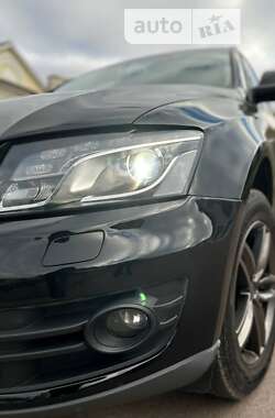Внедорожник / Кроссовер Audi Q5 2009 в 
