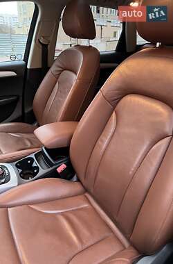 Внедорожник / Кроссовер Audi Q5 2012 в 
