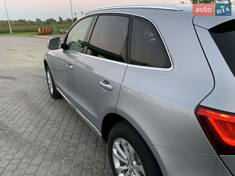 Позашляховик / Кросовер Audi Q5 2015 в Стрию