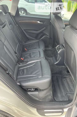 Внедорожник / Кроссовер Audi Q5 2013 в 