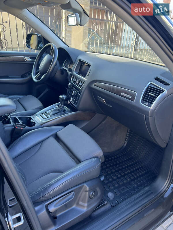 Внедорожник / Кроссовер Audi Q5 2015 в Львове