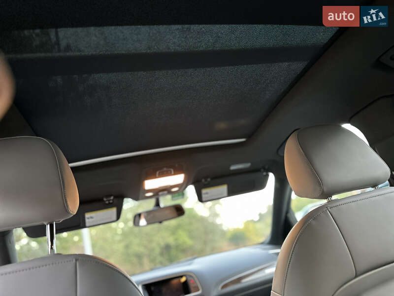 Позашляховик / Кросовер Audi Q5 2015 в Чернівцях