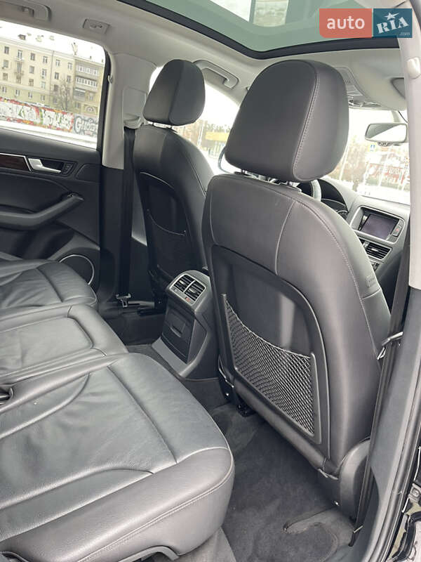 Внедорожник / Кроссовер Audi Q5 2016 в Харькове