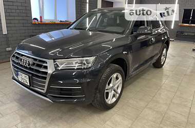 Позашляховик / Кросовер Audi Q5 2018 в Харкові