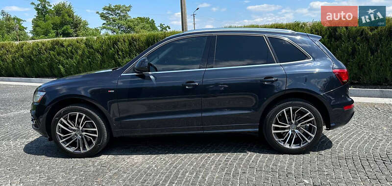 Внедорожник / Кроссовер Audi Q5 2012 в Днепре