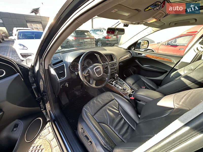 Внедорожник / Кроссовер Audi Q5 2011 в Львове