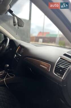 Внедорожник / Кроссовер Audi Q5 2011 в Киеве