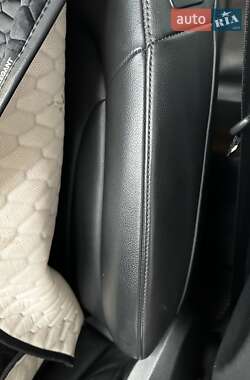 Внедорожник / Кроссовер Audi Q5 2011 в Киеве