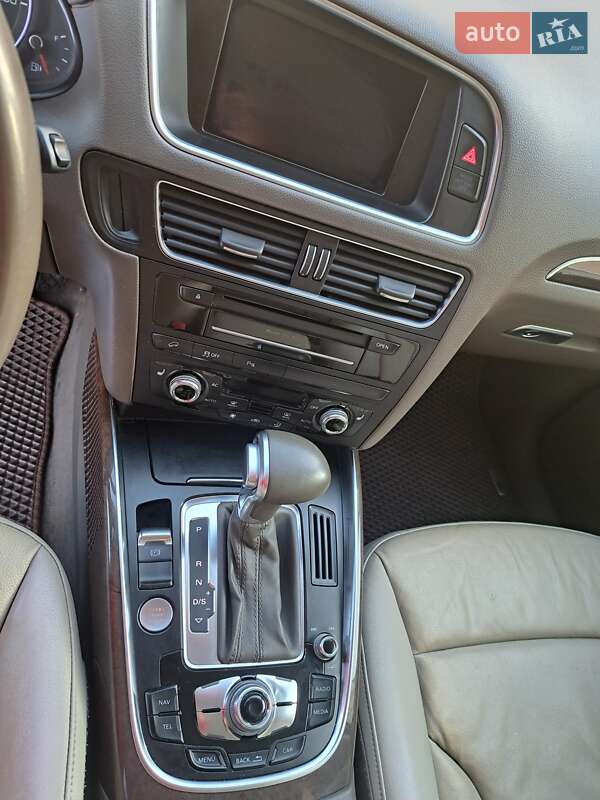 Внедорожник / Кроссовер Audi Q5 2013 в Львове
