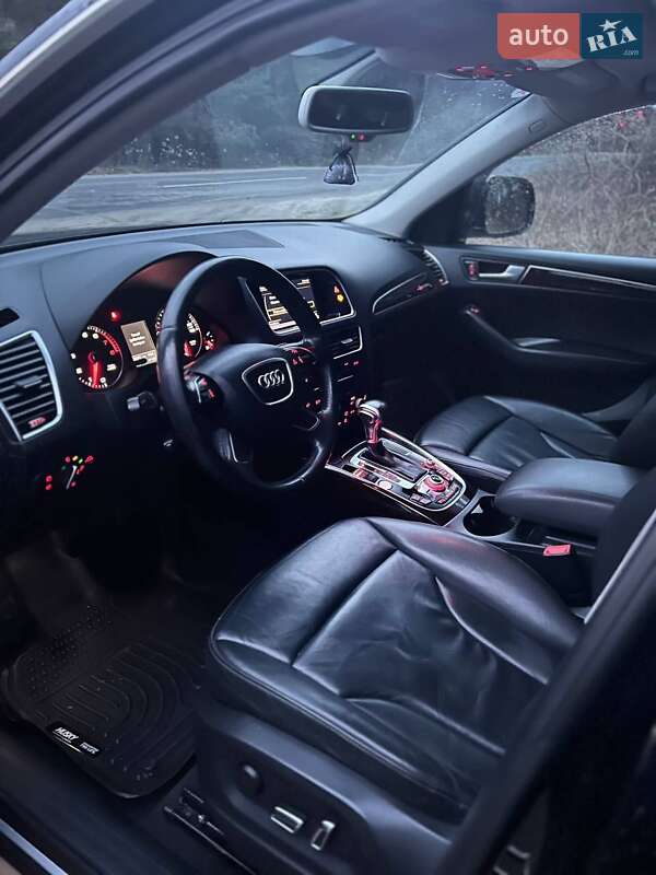 Внедорожник / Кроссовер Audi Q5 2013 в Львове