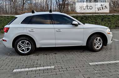 Внедорожник / Кроссовер Audi Q5 2018 в Тернополе