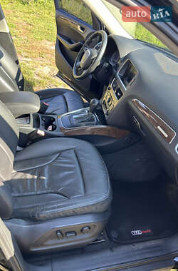 Внедорожник / Кроссовер Audi Q5 2010 в 