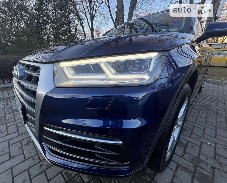 Внедорожник / Кроссовер Audi Q5 2016 в Львове