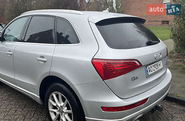 Позашляховик / Кросовер Audi Q5 2011 в Тячеві