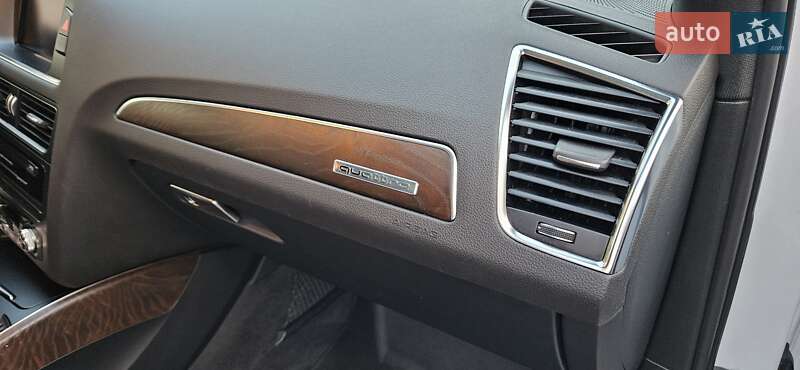 Позашляховик / Кросовер Audi Q5 2014 в Золочеві
